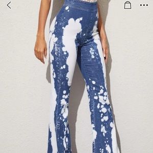 Bleached Wash Raw Hem Flare Jeans